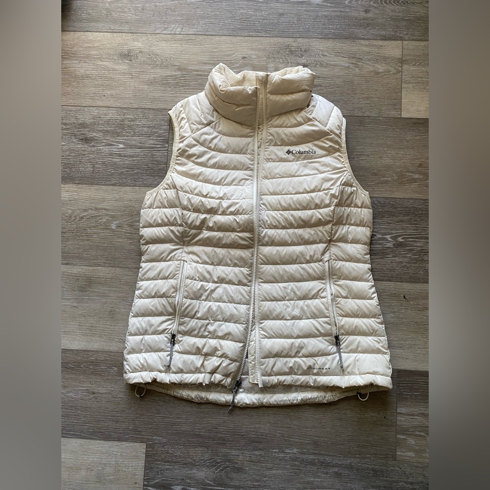 Columbia Women's White Powderlite Puffer Vest